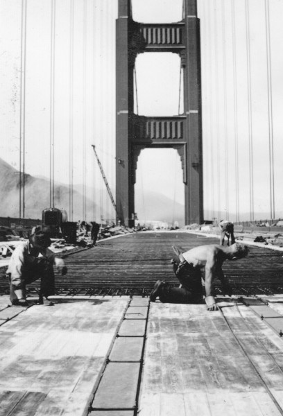 Deck work, Golden Gate Bridge construction